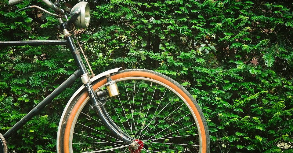 lightweight cruiser bike vintage