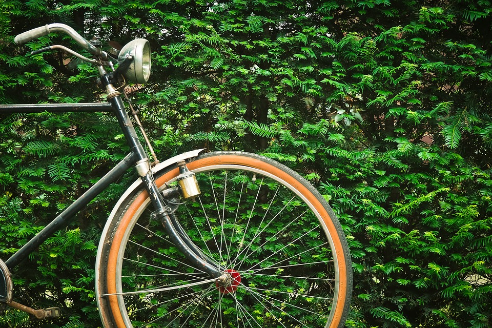 lightweight cruiser bike vintage