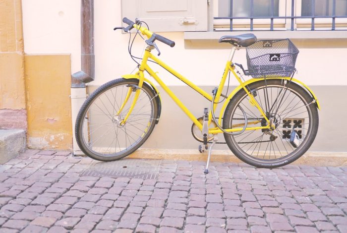 yellow beach cruisers
